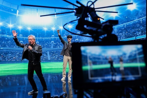 Naver founder and Global Investment Officer Lee Hae-jin and Nvidia CEO Jensen Huang appear on a Chzzk livestream. (Photo: Naver)