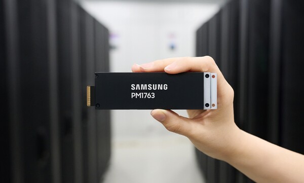 Samsung Electronics' PM1763 enterprise SSD. (Photo: Samsung Electronics)