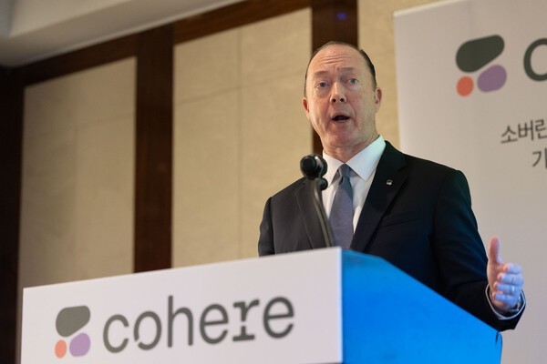 Frank O'Dowd, Chief Revenue and Commercial Officer of Cohere, presents the company's Asia-Pacific business strategy.