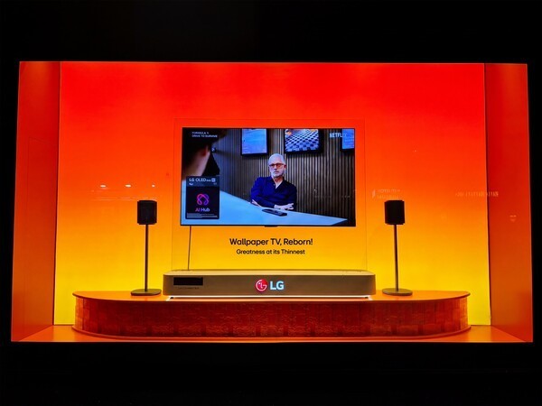 LG SIGNATURE OLED W displayed in a ground-floor storefront window at Harrods in London. (Photo: LG Electronics)