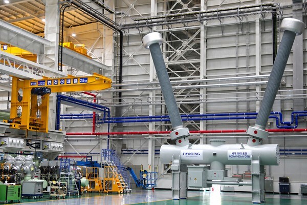 Hyosung Heavy Industries' export-dedicated ultra-high-voltage circuit breaker plant in Changwon, South Gyeongsang Province. (Photo: Hyosung Heavy Industries)
