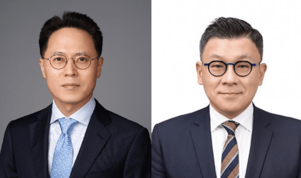 Doosan Enerbility Vice Chairman and CFO Park Sang-hyun (left) and President and COO Song Yong-jin.